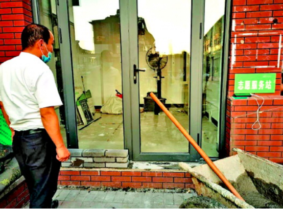 齐鲁晚报·齐鲁壹点|门卫室咋要变二手房中介?济南万科新里程业主不满公共资源被占