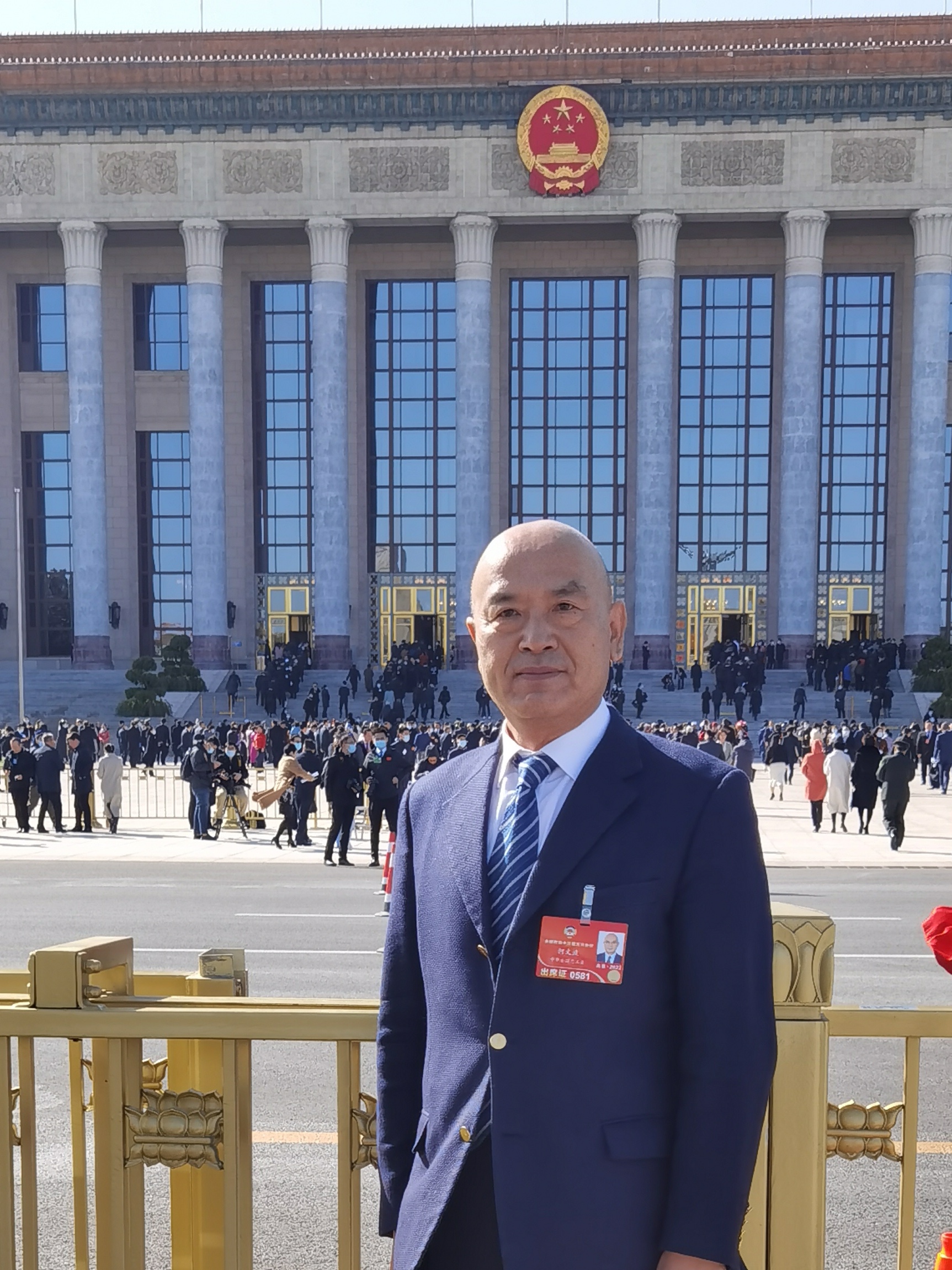 何文波.jpg