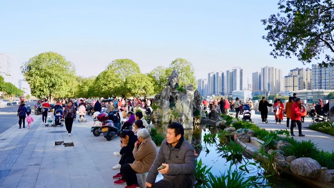 苍溪滨江路.jpg