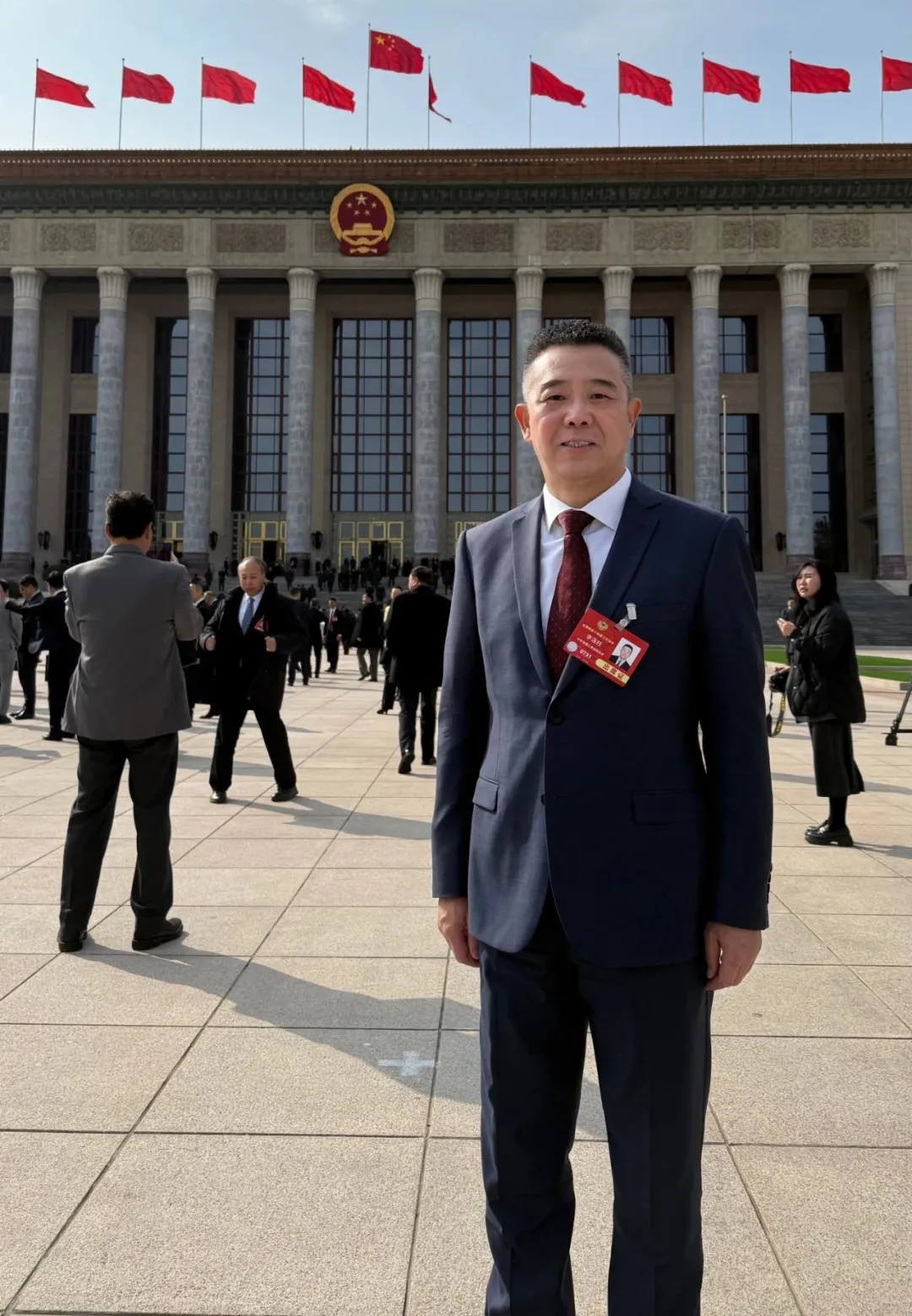 全国政协委员李连柱.jpg