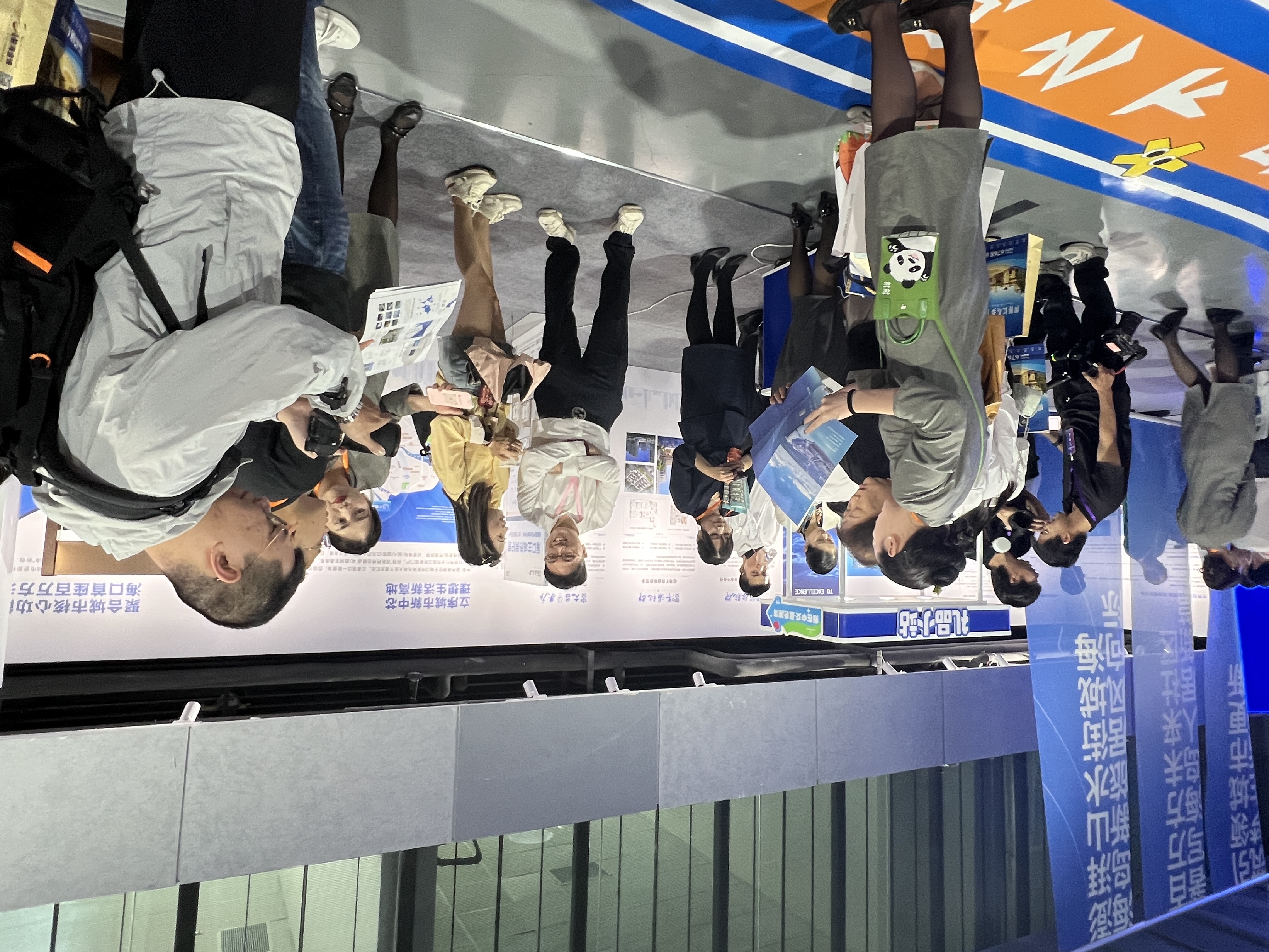 2025海南自贸港房展会现场。陈标志 摄.jpg