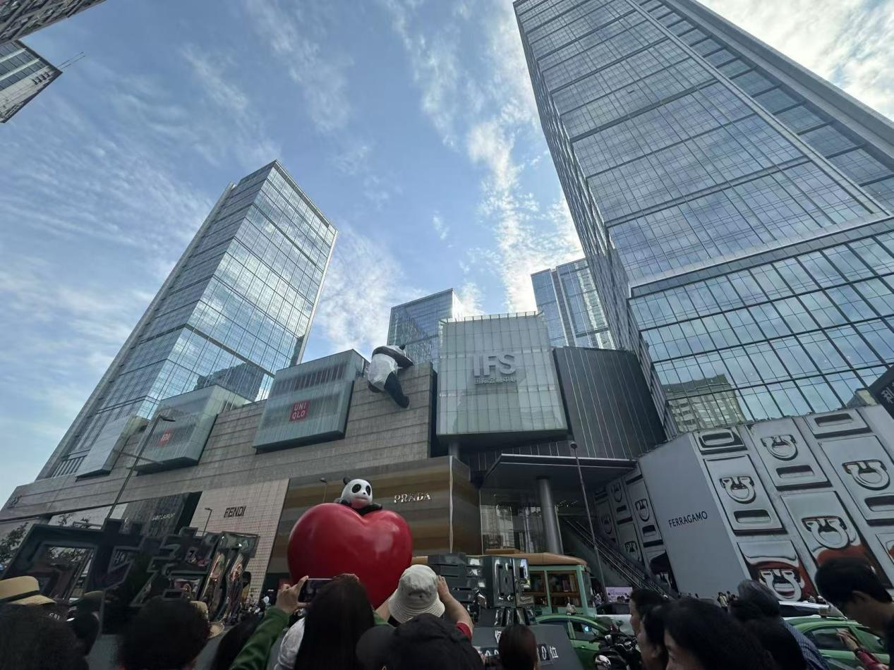 成都IFS实景图。孟双奎摄.png