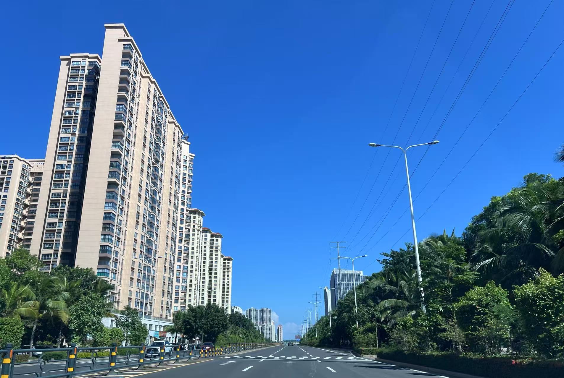 儋州楼市。陈标志 摄.jpg