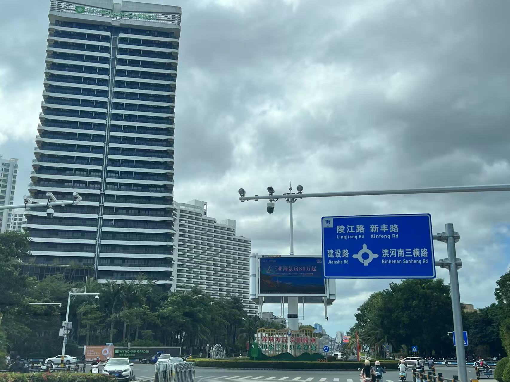陵水县系海南房地产大县，此前财政对房地产依赖度较高。 陈标志 摄.jpg