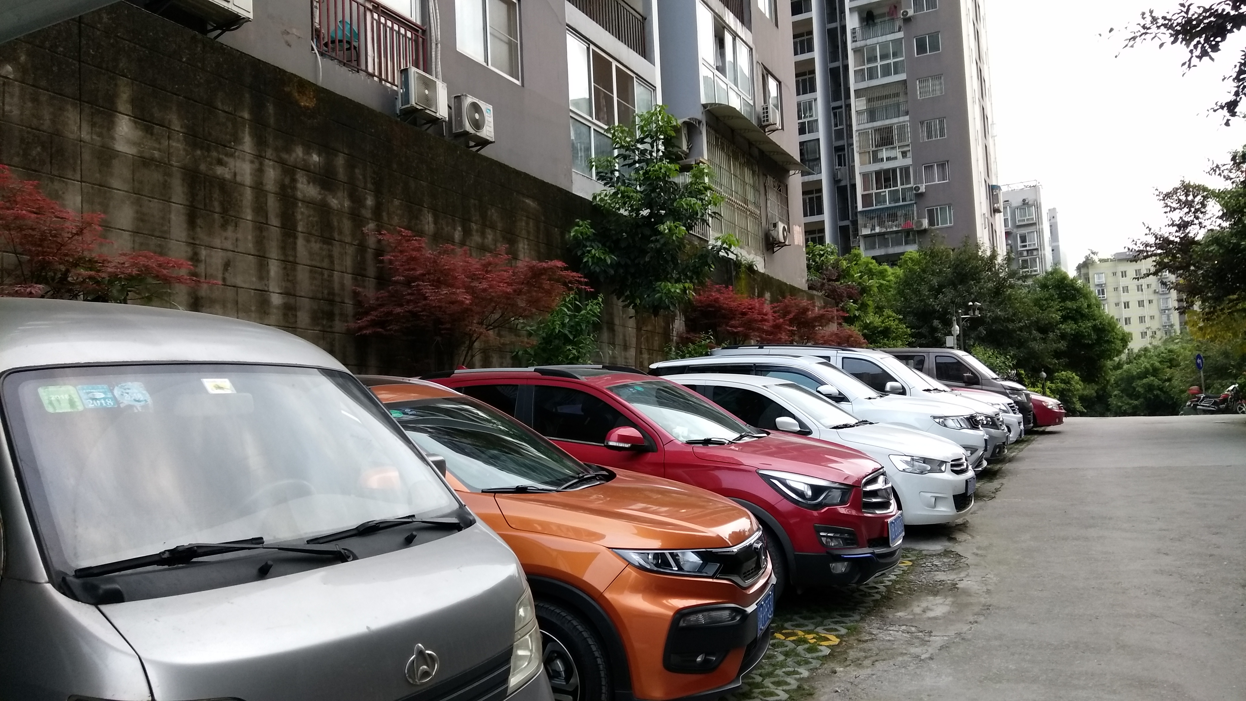 车位 (2).jpg 车位 (2).jpg