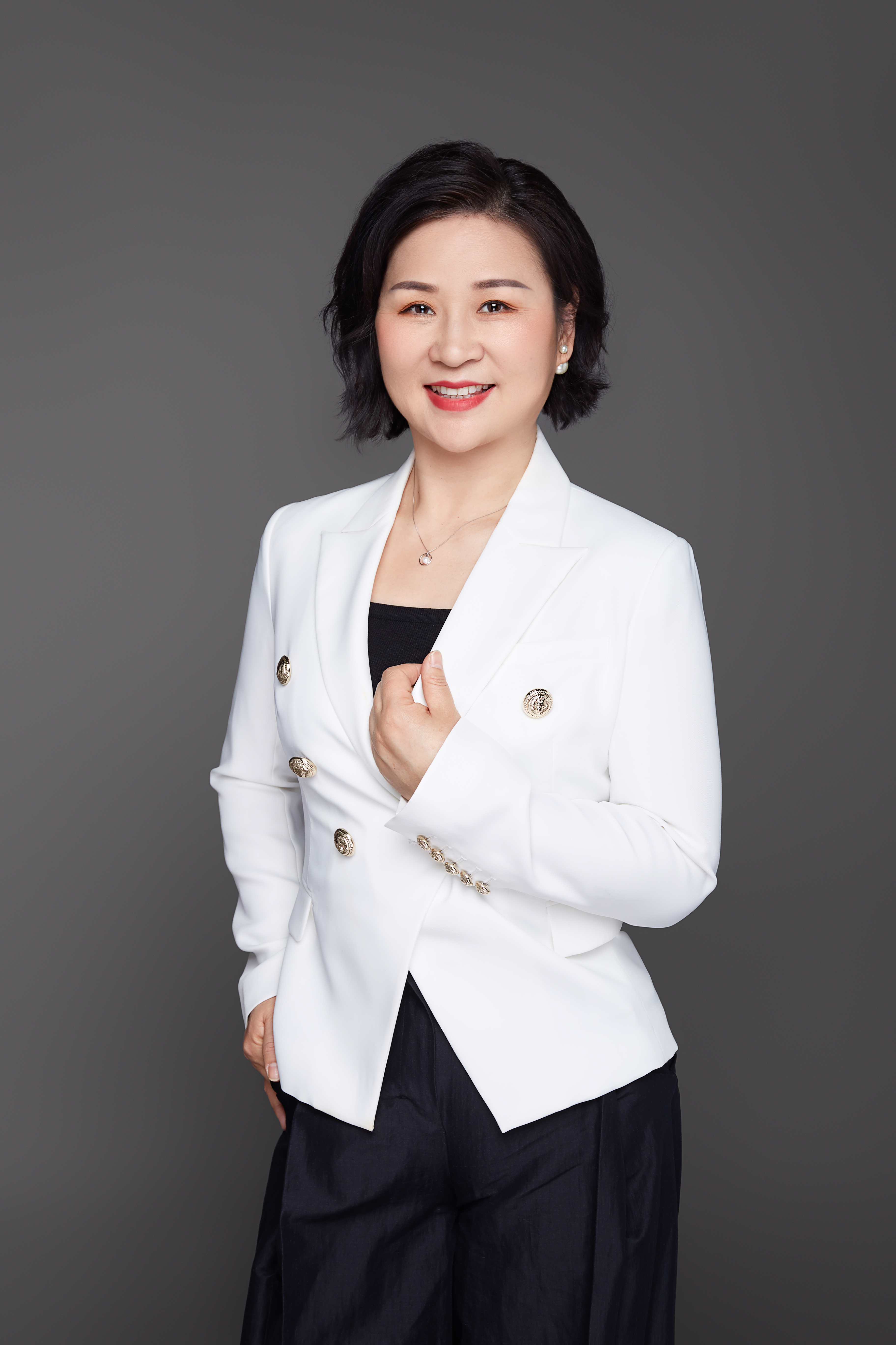 金侨集团总裁刘朝晖:共渡难关 阳光总在风雨后