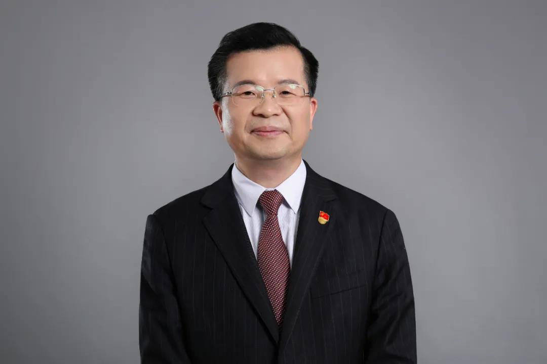 春节家书丨越秀地产董事长林昭远愿星辰大海和璀璨灯火照亮我们的征途